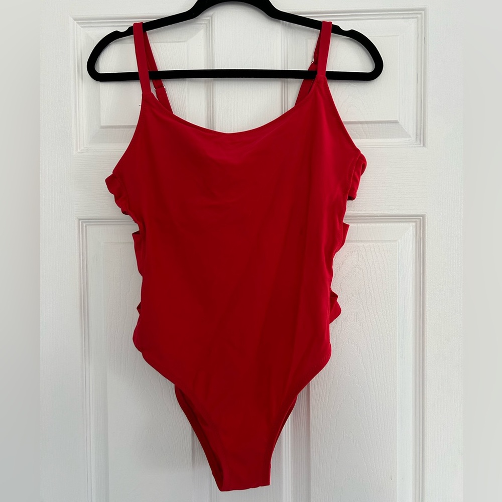 Shade & Shore one piece swimsuit